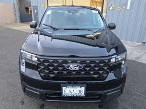 Used 2025 Ford Maverick XL FWD image 2