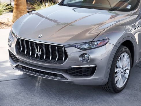 Used 2022 Maserati Levante GT image 5