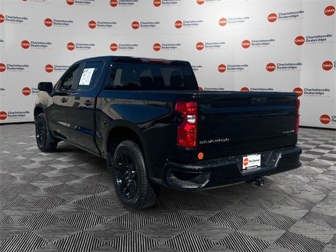 Certified 2024 Chevrolet Silverado 1500 Custom image 3