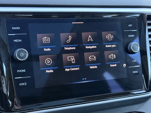 Used 2023 Volkswagen Atlas SE w/ Panoramic Sunroof Package image 24