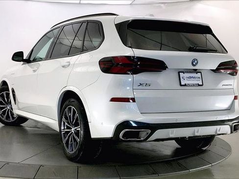 Certified 2024 BMW X5 xDrive50e w/ M Sport Package image 10