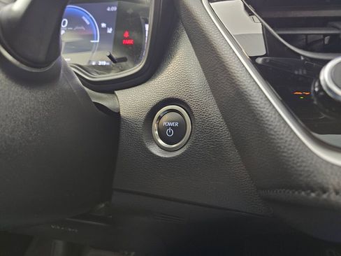 Used 2025 Toyota Corolla SE w/ SE Premium Package image 28