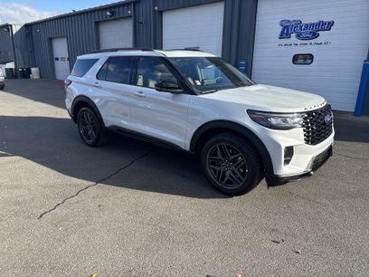 New 2026 Ford Explorer ST-Line w/ ST-Line Street Pack