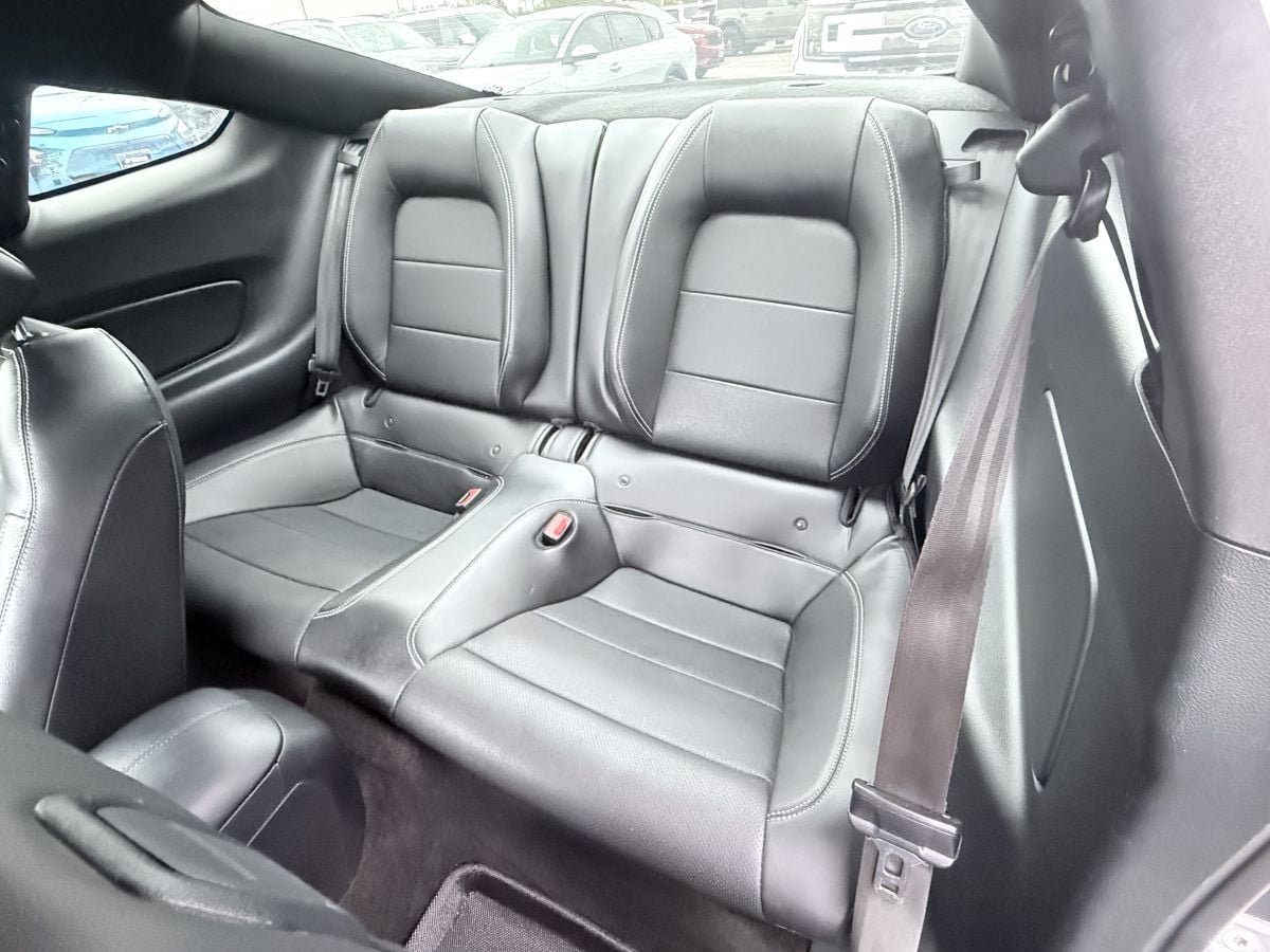 Used 2018 Ford Mustang GT Premium RWD image 15