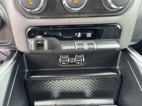 Used 2021 RAM 1500 Big Horn AWD/4WD image 31