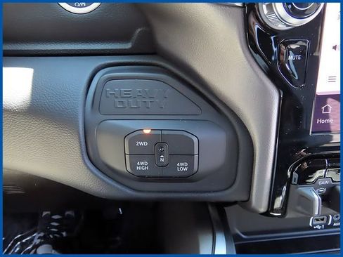 New 2026 RAM 3500 Big Horn AWD/4WD image 17