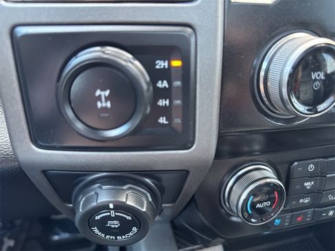 Used 2020 Ford F150 Raptor w/ Equipment Group 802A Luxury image 16