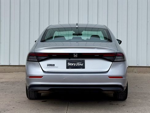 Used 2024 Honda Accord EX image 4