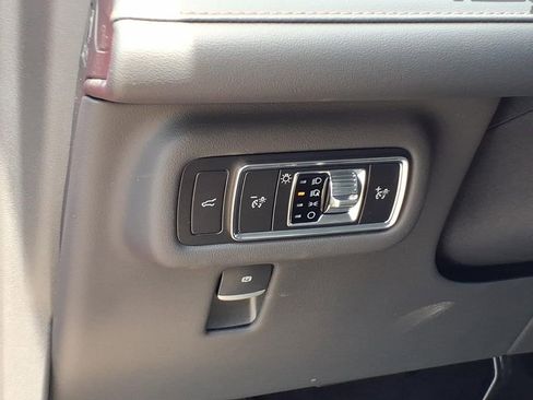 New 2026 Lincoln Nautilus Premier w/ Equipment Group 102A AWD/4WD image 19