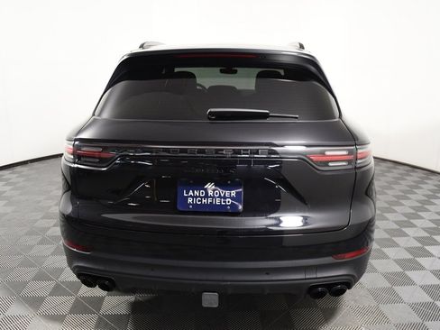 Used 2020 Porsche Cayenne S image 5