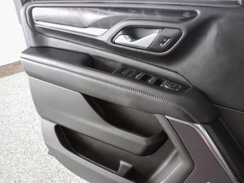 Used 2022 GMC Yukon Denali AWD/4WD image 25