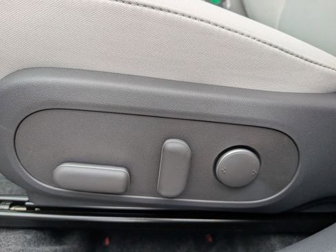 New 2025 Hyundai Kona SEL image 9