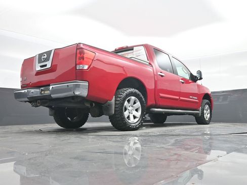 Used 2005 Nissan Titan LE w/ (U01) Nissan Navigation Pkg image 30