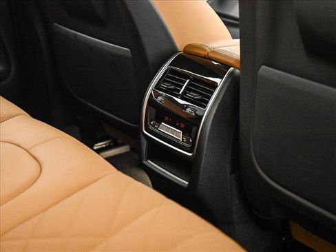 Used 2023 BMW X5 xDrive40i w/ Executive Package AWD/4WD image 18