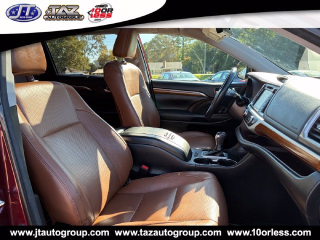 Used 2018 Toyota Highlander Limited w/ Protection Package #3 AWD/4WD image 25