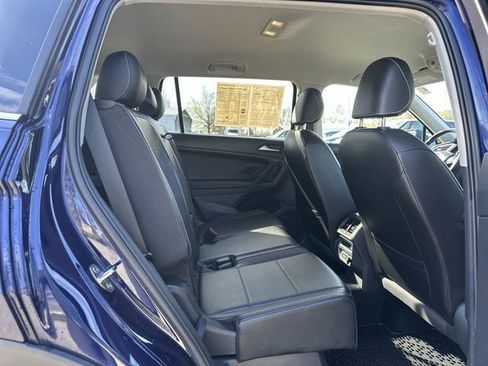Used 2021 Volkswagen Tiguan SE image 26