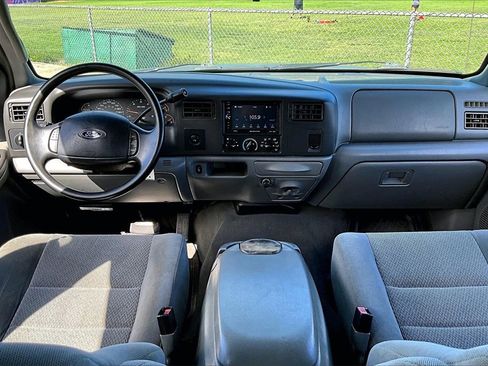 Used 2004 Ford F250 XL image 15