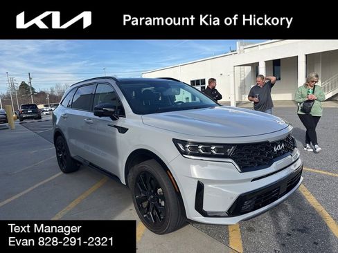 Used 2022 Kia Sorento SX image 1