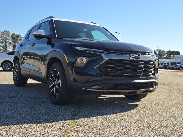 Used 2024 Chevrolet TrailBlazer ACTIV w/ Driver Confidence Package FWD image 7