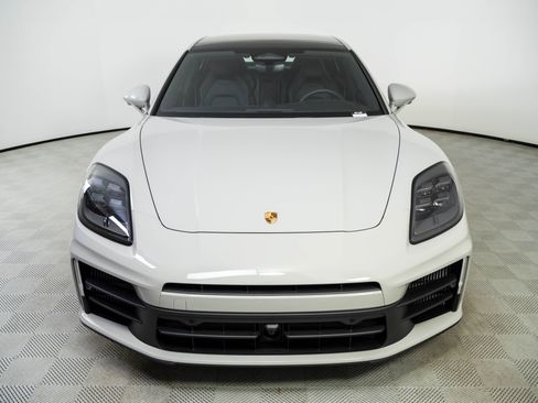New 2026 Porsche Panamera RWD image 36