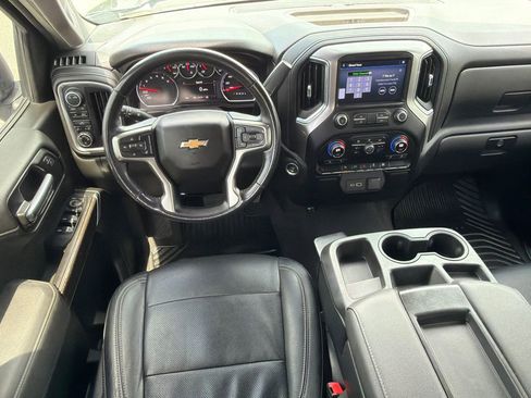 Used 2021 Chevrolet Silverado 1500 LT AWD/4WD image 22