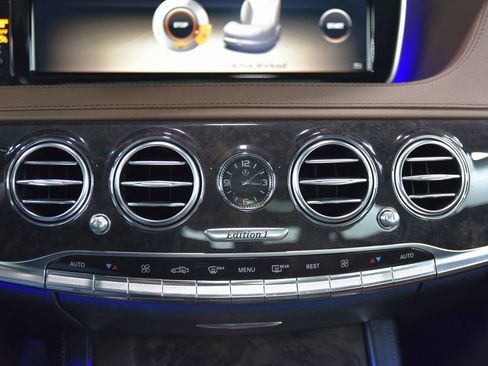 Used 2014 Mercedes-Benz S 550 Sedan image 31