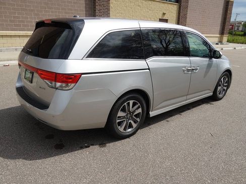 Used 2015 Honda Odyssey Touring Elite image 10