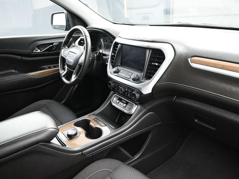 Certified 2023 GMC Acadia SLE image 28