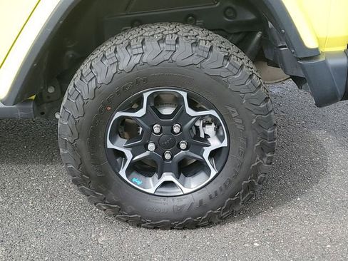 Used 2023 Jeep Wrangler Unlimited Rubicon 4xe w/ Steel Bumper Group AWD/4WD image 30