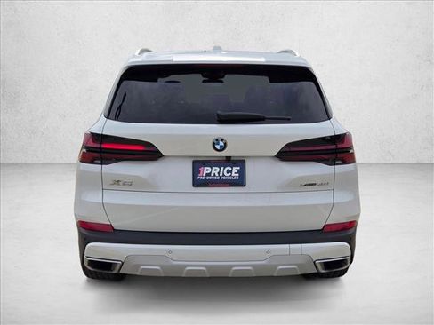 Used 2024 BMW X5 xDrive40i image 4