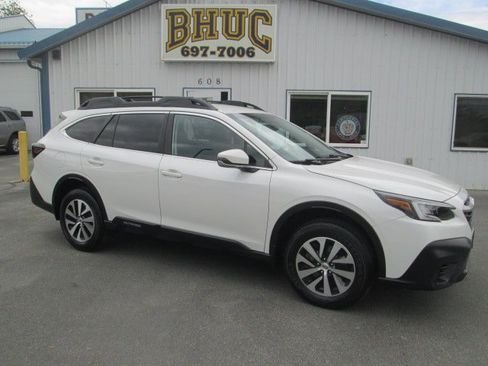 Used 2020 Subaru Outback Premium w/ Popular Package #1 AWD/4WD image 1