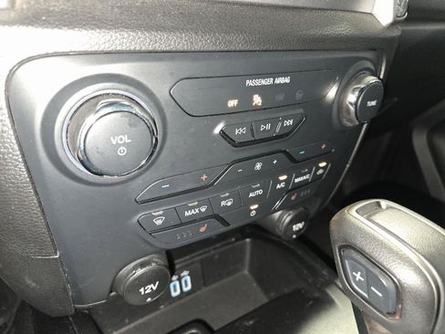 Used 2022 Ford Ranger XLT w/ Equipment Group 302A High AWD/4WD image 24