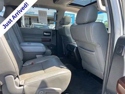 Used 2013 Toyota Sequoia Platinum AWD/4WD image 33