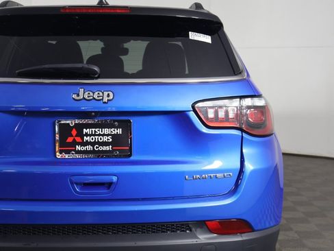 Used 2023 Jeep Compass Limited image 16