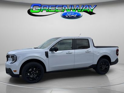 New 2025 Ford Maverick Lariat w/ Black Appearance Package