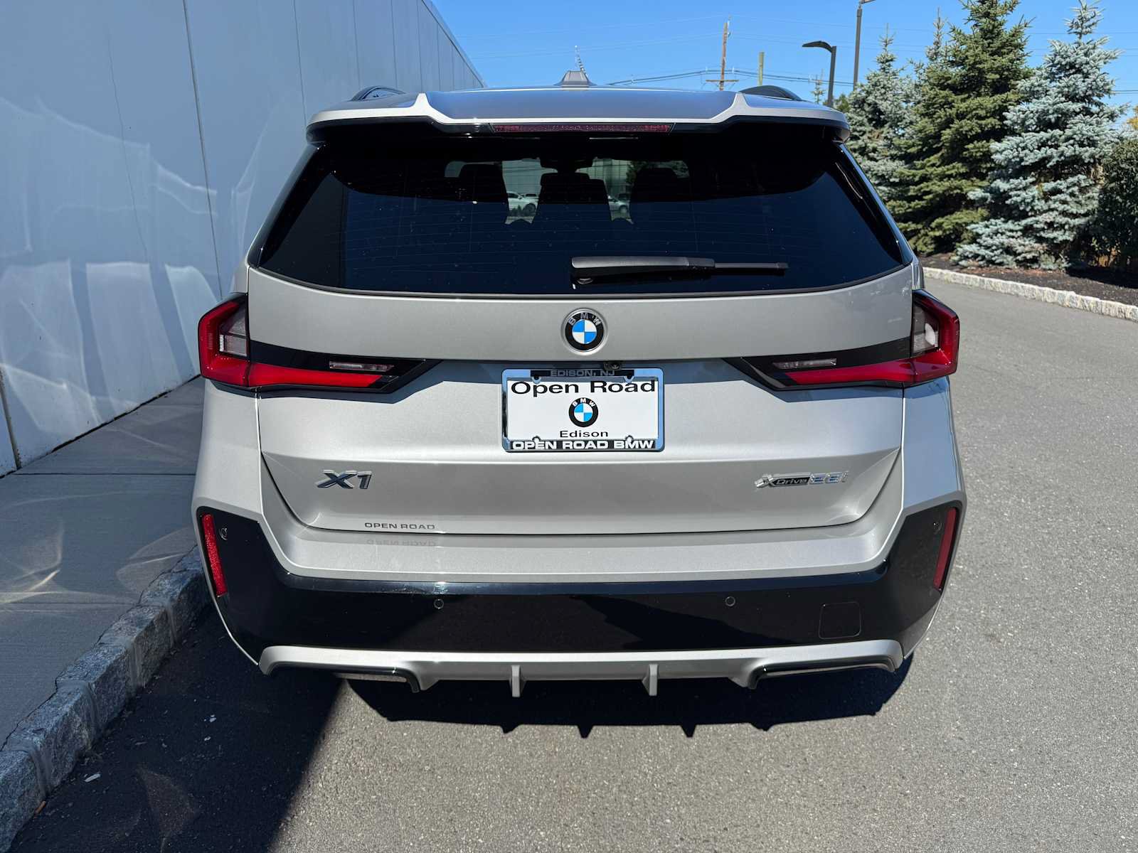 Used 2026 BMW X1 xDrive28i w/ Technology Package AWD/4WD image 6