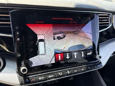 Used 2023 Jeep Grand Wagoneer Series III image 24