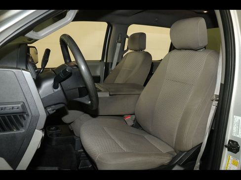 Used 2018 Ford F150 XLT image 16