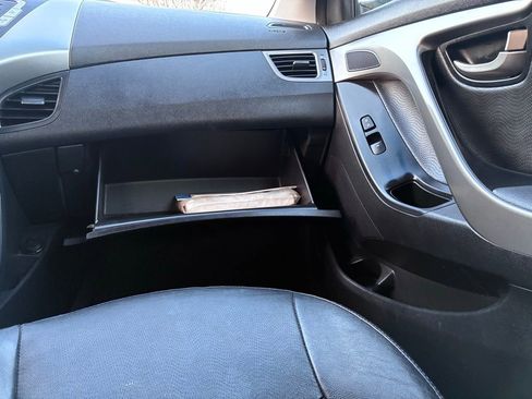 Used 2013 Hyundai Elantra Limited FWD image 36