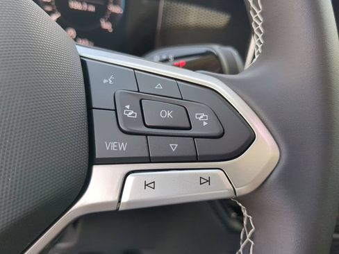 New 2026 Volkswagen Tiguan SE FWD image 29