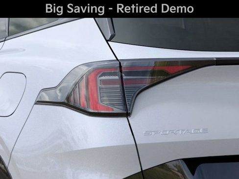 New 2026 Kia Sportage SX image 11