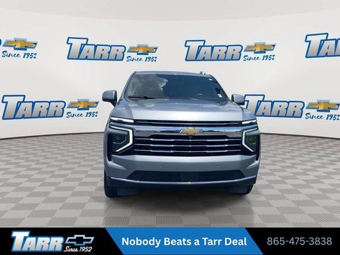 Used 2025 Chevrolet Tahoe LT RWD image 3