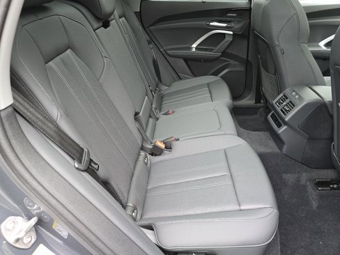 New 2025 Audi Q5 Premium Plus w/ Premium Plus image 32