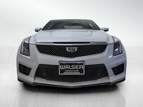 Used 2016 Cadillac ATS V w/ Luxury Package RWD image 2