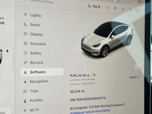 Used 2023 Tesla Model Y Long Range AWD/4WD image 31
