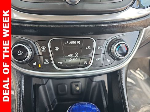 Used 2018 Chevrolet Volt Premier image 20
