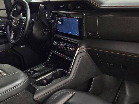 Used 2024 GMC Sierra 2500 AT4 w/ AT4 Premium Plus Package image 34