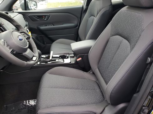 Used 2026 Subaru Forester Premium AWD/4WD image 11