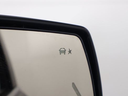 Used 2019 GMC Yukon Denali w/ Denali Ultimate Package image 28