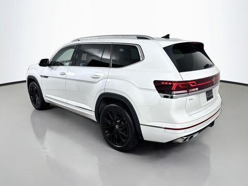Used 2024 Volkswagen Atlas SEL Premium R-Line AWD/4WD image 5